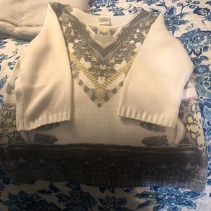 Karalis SA Greece Pullover Sweater NWOT But Came With A Small Hole On Top